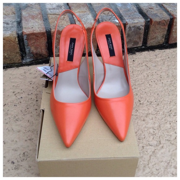 🌻SOLD🌻 Zara Leather Slingback Heels - Picture 3 of 3