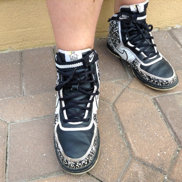 LIMITED EDITION💯✨ Notebook High-Top Nike📓 - Picture 2 of 3