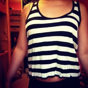 Black & white striped crop top