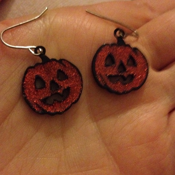 Bundle for my Halloween sista!