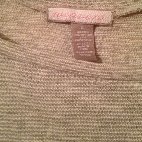 loose fitting crop top - Picture 2 of 4