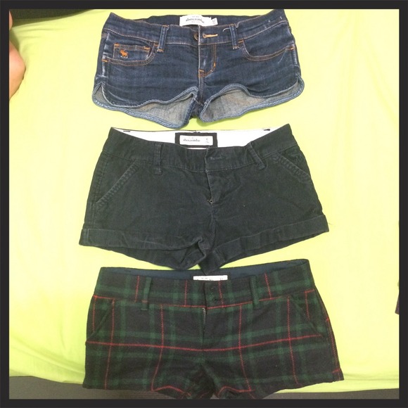 Abercrombie kids shorts.