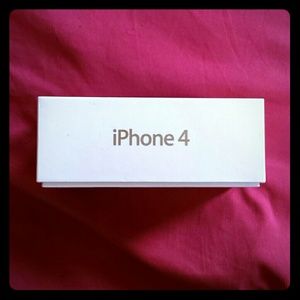 Trade ! Iphone 4 ○ yoga pants ○ free item bra :)