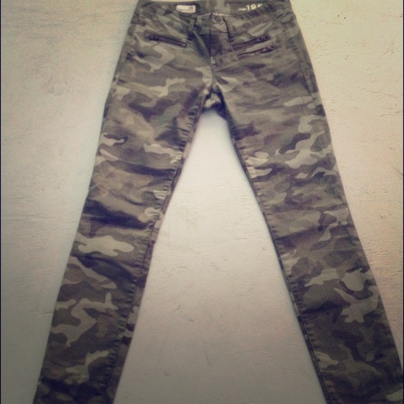 Camo jeans