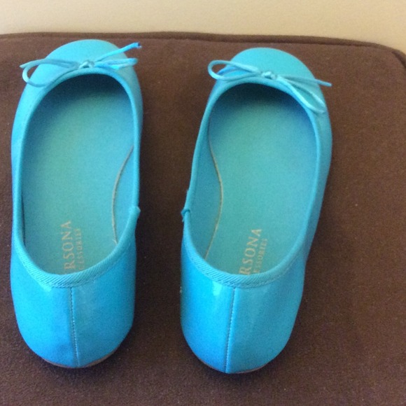 Shoes - Picture 3 of 3