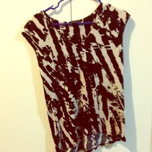 Forever 21 print shirt.