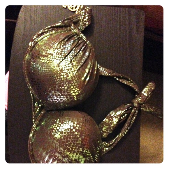 Victoria secret swim suite ! Never worn !