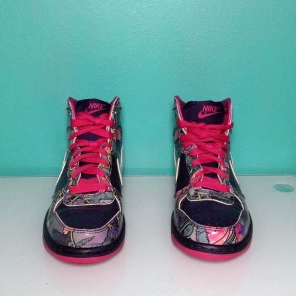 Nike Sneaker