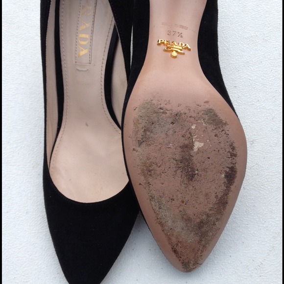 Prada black suede pumps!! - Picture 3 of 5