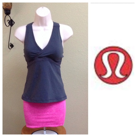 lululemon athletica Tops - Lululemon grey padded top like NEW!
