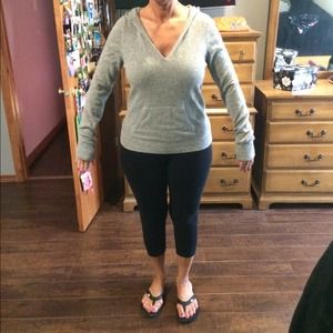 J crew grey cashmere !