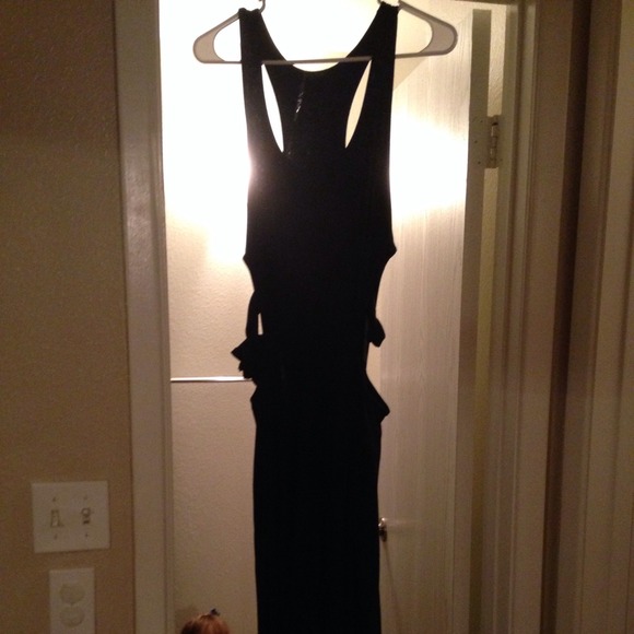 Black maxi