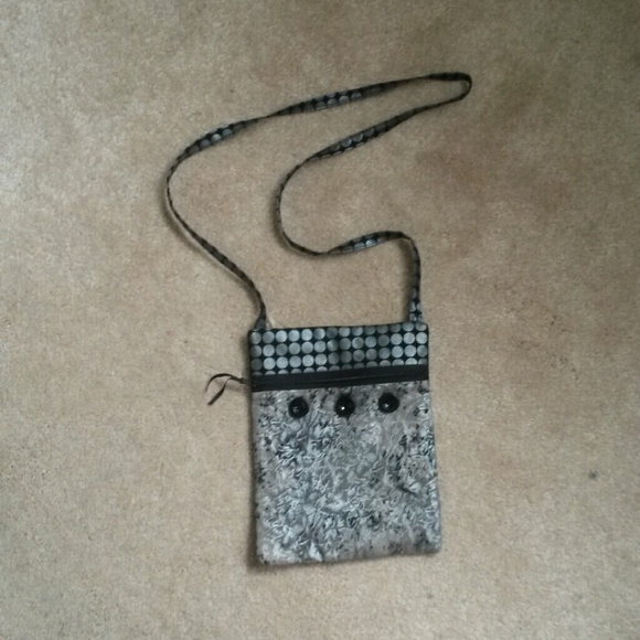 Black Crossbody - Picture 1 of 1