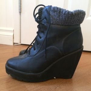 Deena & Oozzy x Urban Outfitters colab wedges
