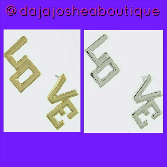 Love stud earrings !!!