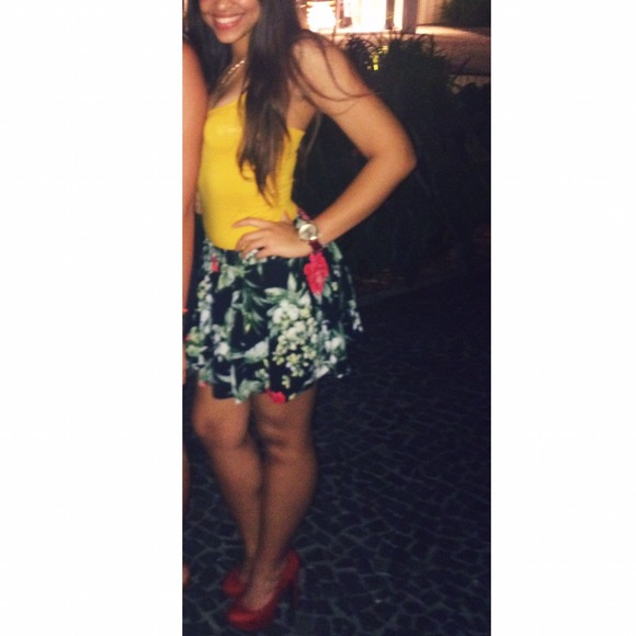Floral / Tropical Print Skirt