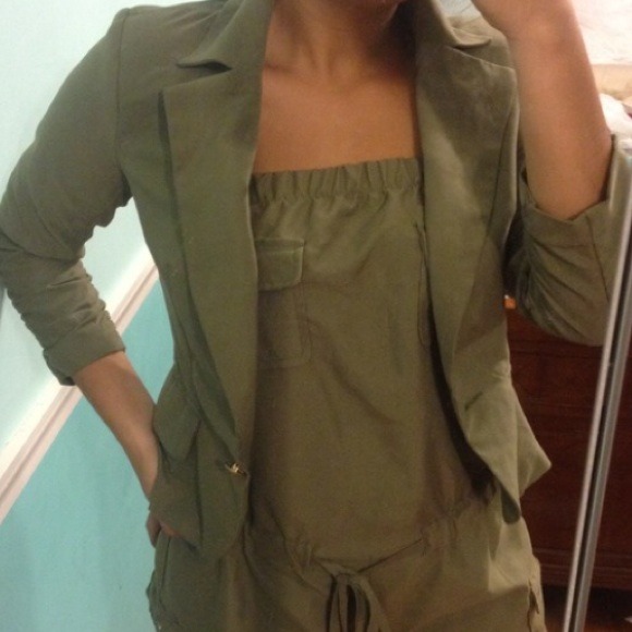 Olive green blazer!! SALE