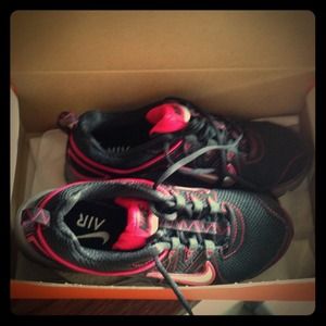 New with tags Nike 7.5