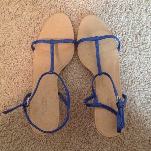Blue strappy kitten heels