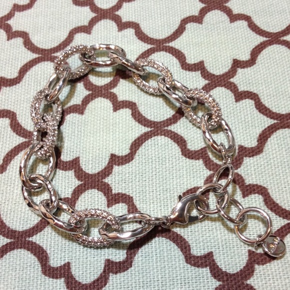 Christina Link Bracelet in Silver!