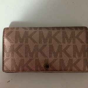 Authenic Michael Kors long wallet👛👛