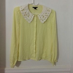 👚👚Forever 21 yellow chiffon top👚👚