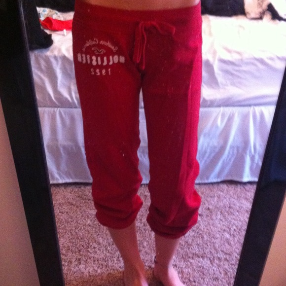 Hollister sweats