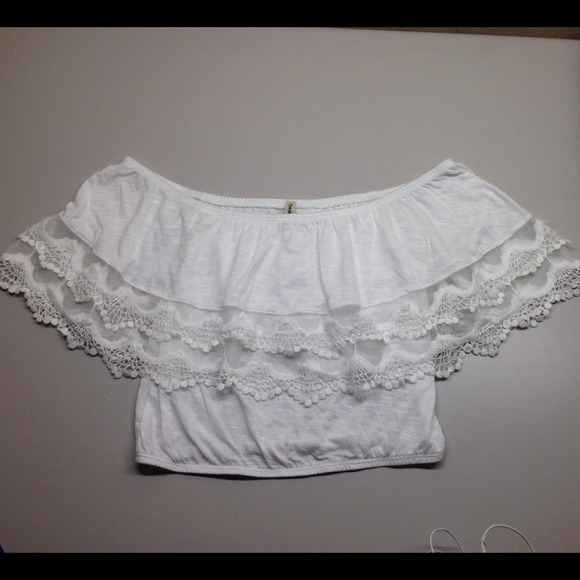 Lf stores off the shoulder cropped top - Picture 2 of 2