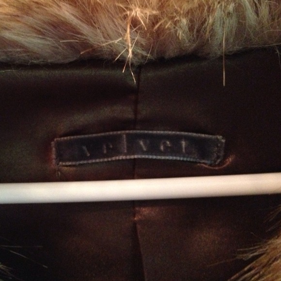 Faux fur Velvet vest - Picture 2 of 3