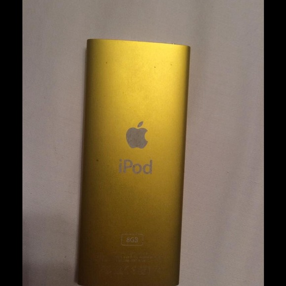 Yellow iPod nano 4th generation 8gb - Picture 2 of 3