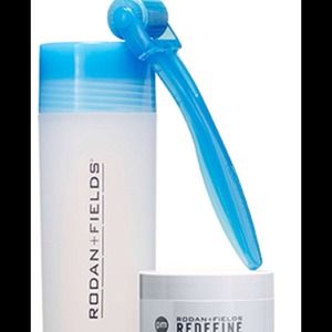 *REDUCED* Rodan + Fields AMP MD Roller and Case