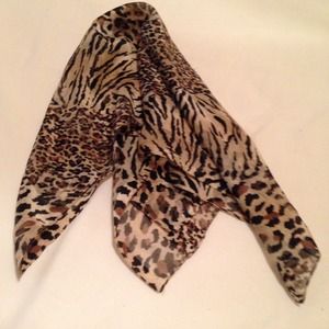Silk handkerchief 18"x18" leopard print