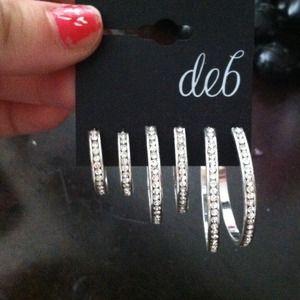 Traded ......... Earrings Hoops with bling