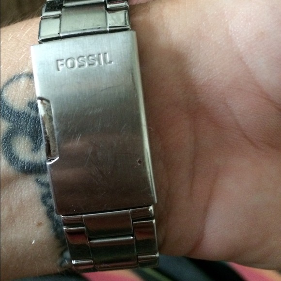 LIKE NEW FOSSIL WATCH!!!!! - Picture 3 of 4