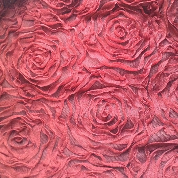 short skirt - Picture 2 of 4