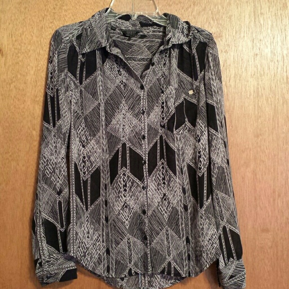 Guess button up shirt
