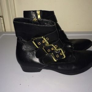 Ankle boots