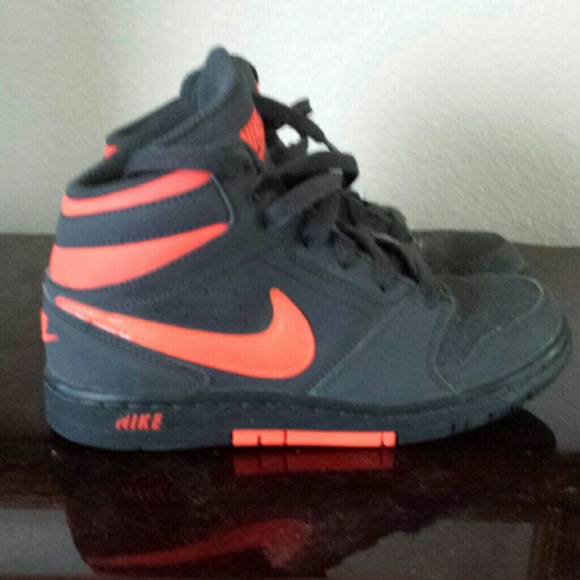 Youth Nike