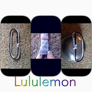 Really cute headband brand-new still in package !!