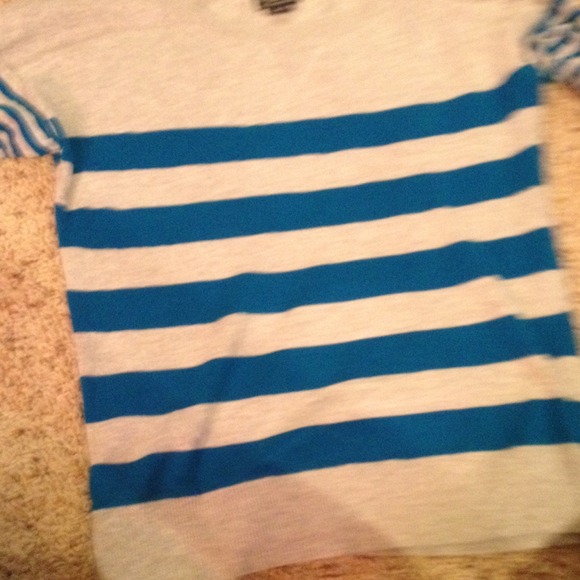 American eagle blue striped sweater / shirt - Picture 2 of 3