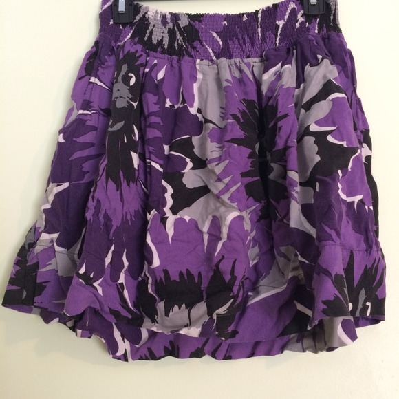 Elle skirt