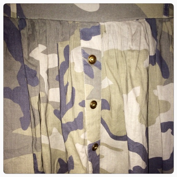 Green Camo Skirt - Picture 3 of 4