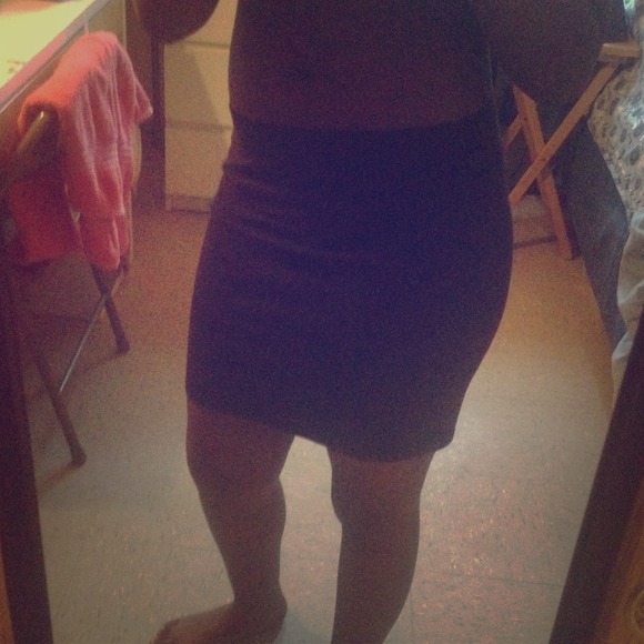 Mini pencil skirt