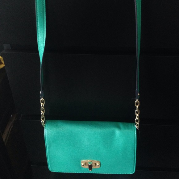 Turquoise purse - Picture 1 of 4