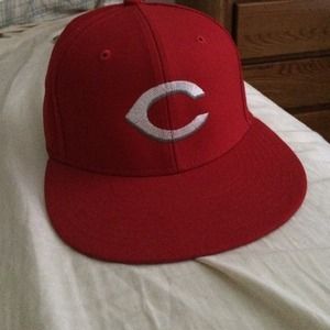 Cincinnati reds hat