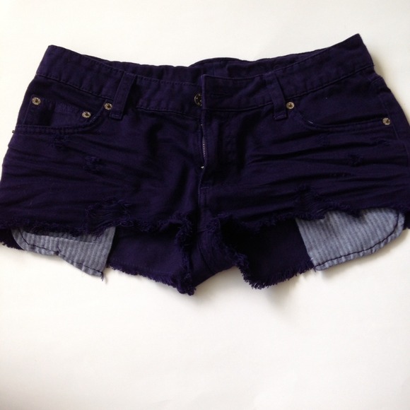 Dark purple shorts - Picture 1 of 1