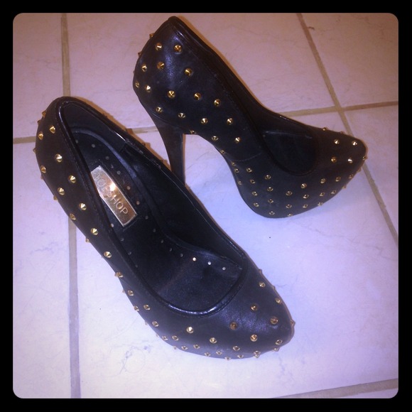 Top Shop pumps