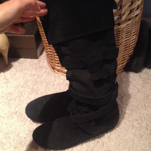 Express suede slouchy boots