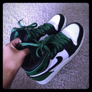 09' Jordan 1s Celtics sz 5y ⚠️SOLD⚠️