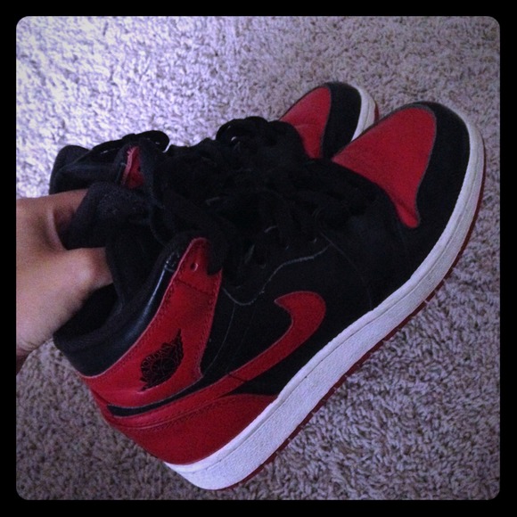 09' Jordan 1s Bred sz 5y ⚠️SOLD⚠️